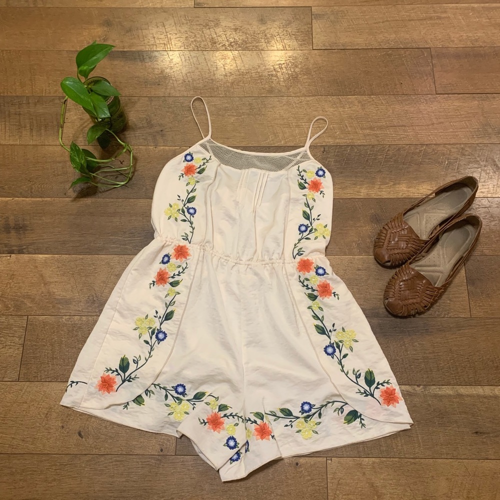 Anthropology Eloise Embroidered Floral Romper